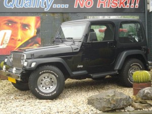 jeep-wrangler-suv-terreinwagen-benzine-zwart-001--69589171-Medium